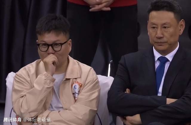 客厅外有人